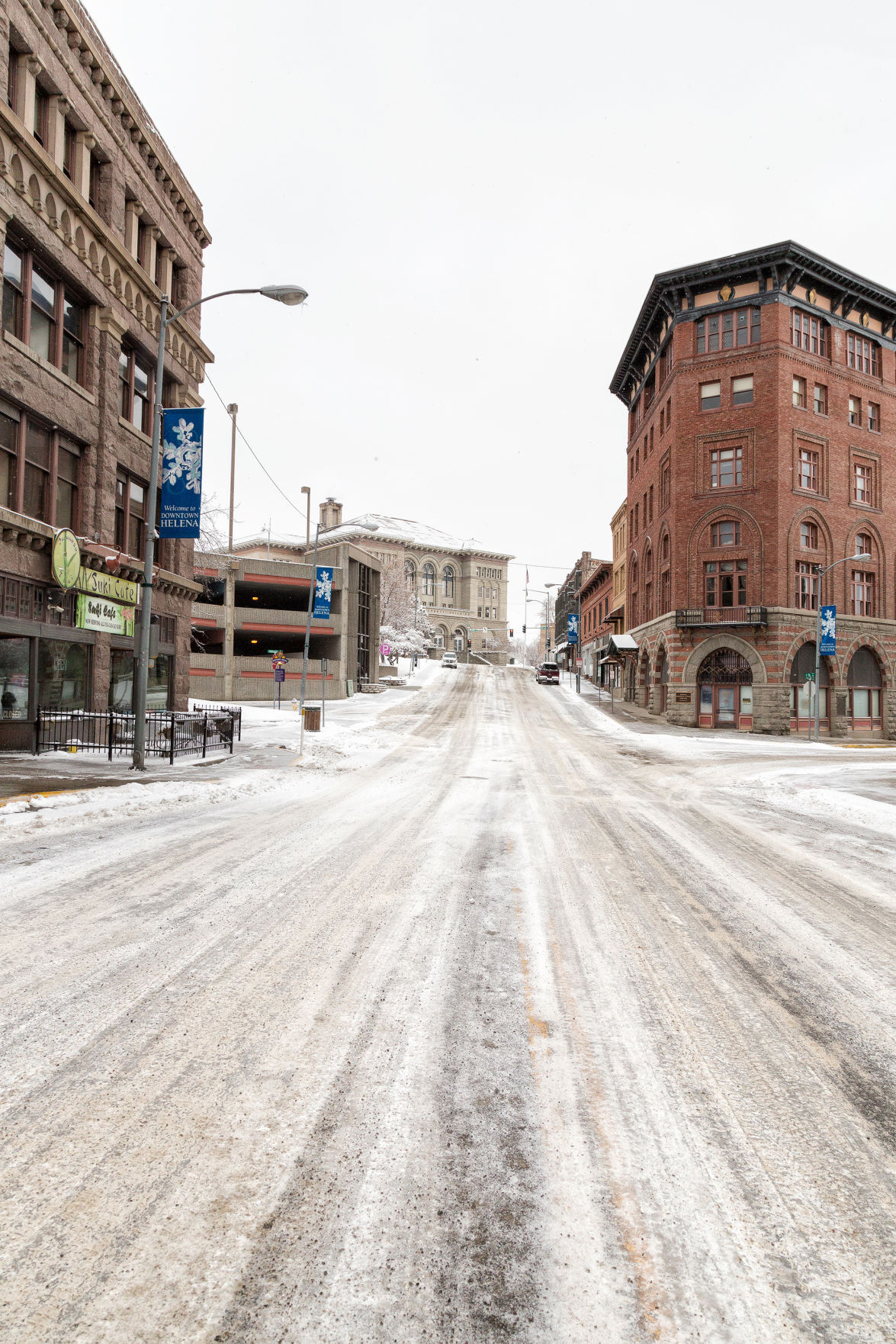 Empty 6th Avenue in Helena - April 2020